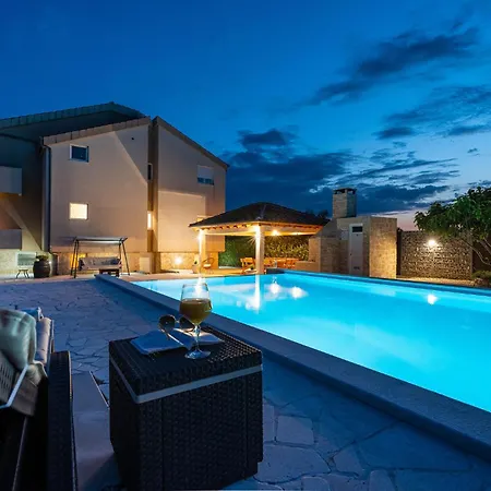 Amazing In With Wifi ベンコヴァツ